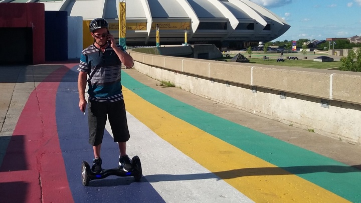 Hoverboard : Quelques photos de nous deux – Vieux-Mtl, Stade Olympique et Ile Ste-Hélène